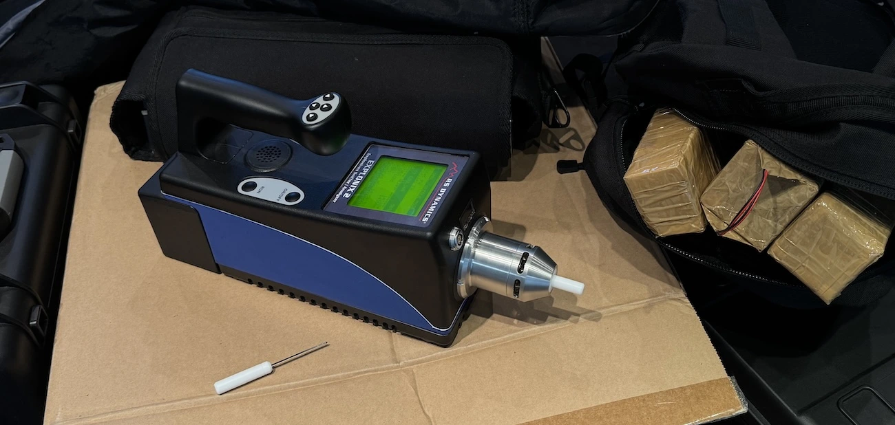 EXPLONIX 2 - explosives trace & radiological threat analyzer