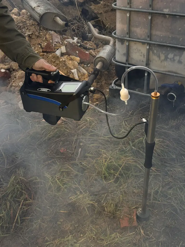 The Unique ECOPROBE 5 Measures the Environment Pollution